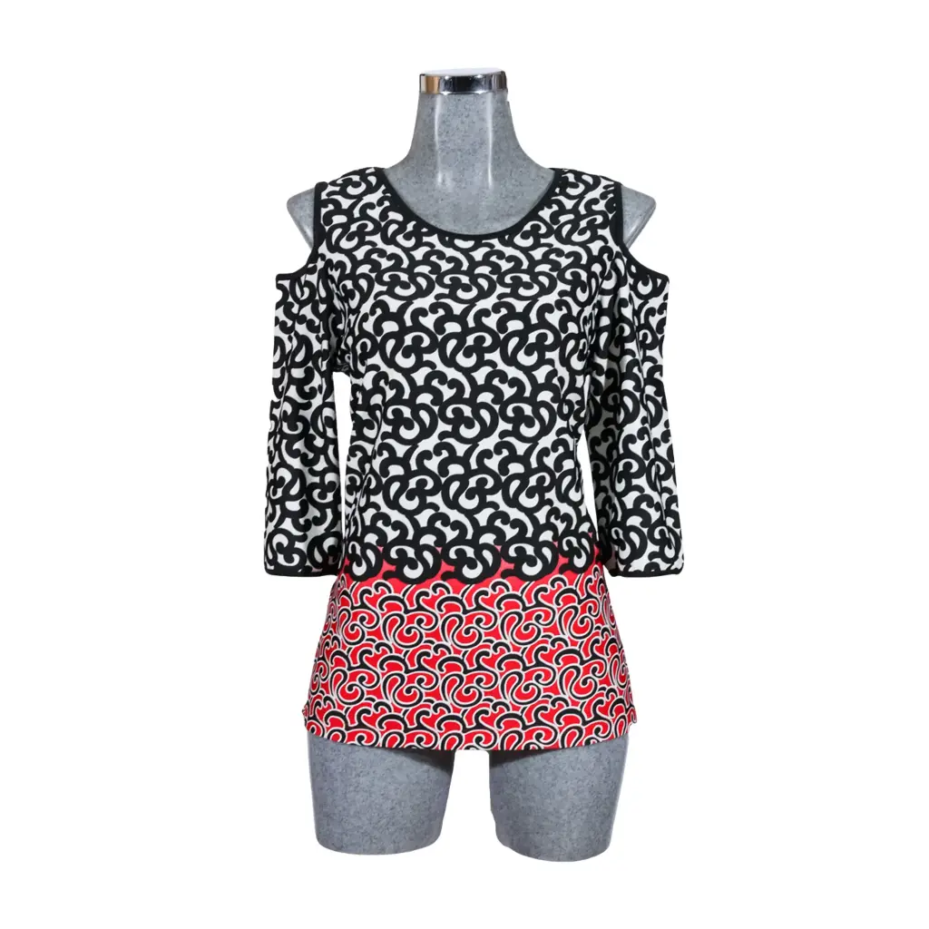 Blusa Chabela Negra